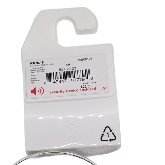 NINE WEST NWT SILVERTONED CHARM BANGLE BRACELET - Picture 6 of 6